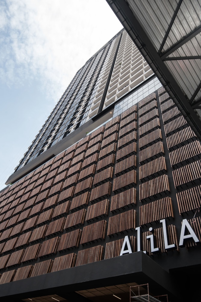 KL Sentral Bangsar Suites (EST) by Luxury Suites Asia 11/74