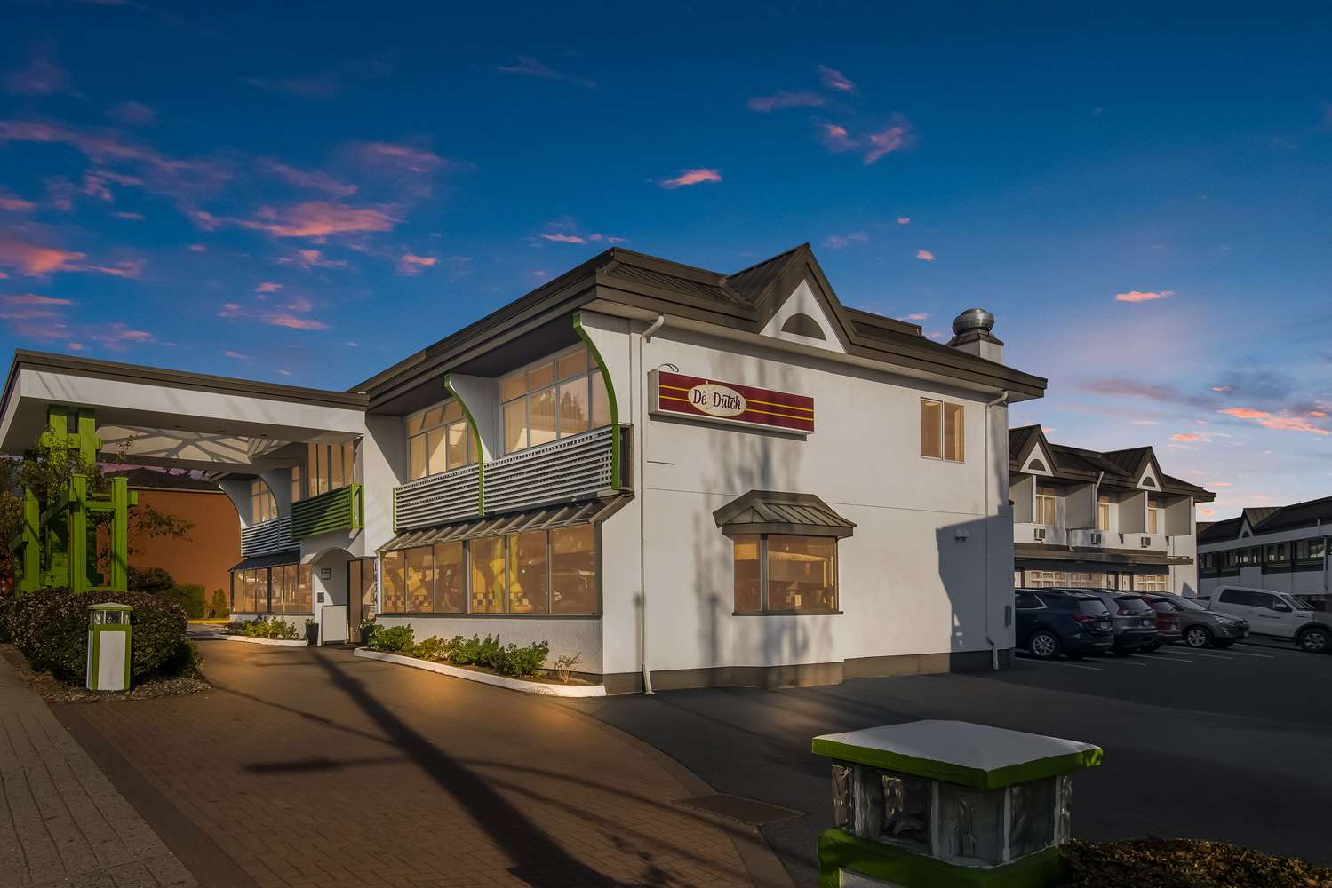 SureStay by Best Western North Vancouver Capilano 1/14