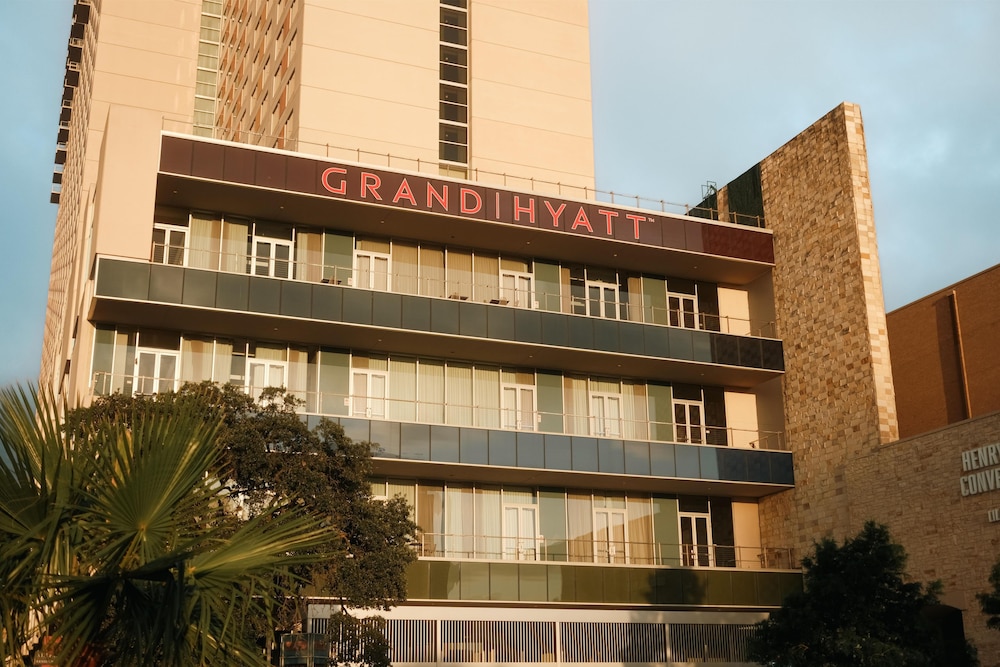 Grand Hyatt San Antonio River Walk 4/75