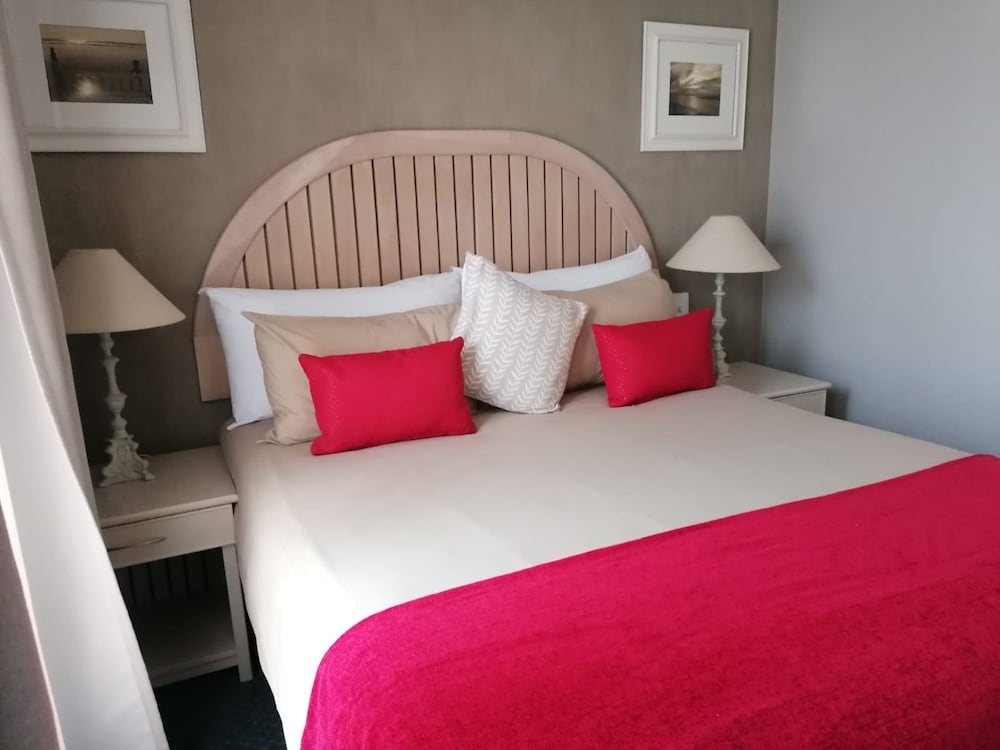 Cape Town Beachfront Apartments At Leisure Bay 16/50