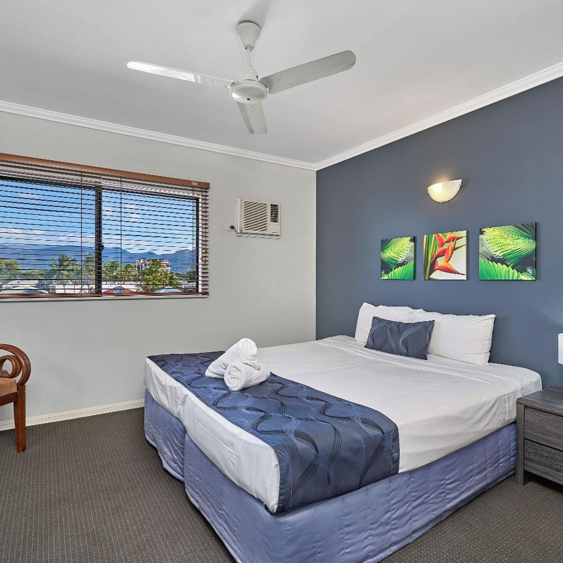 2 Bedrooms, Town House, Apartment