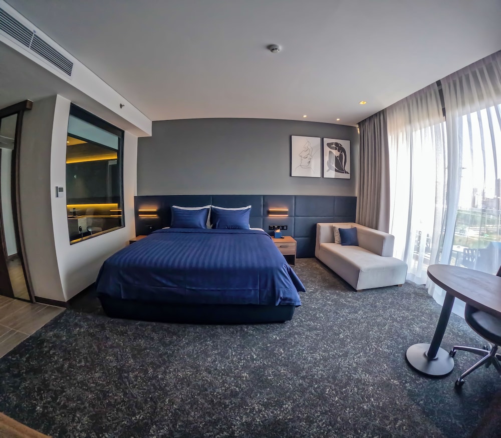 La Vogue Boutique Hotel & Casino 30/67