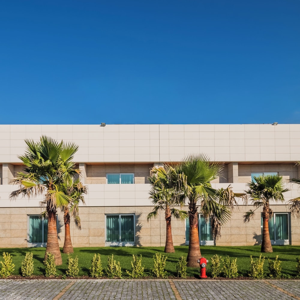 Opohotel Porto Aeroporto 1/48
