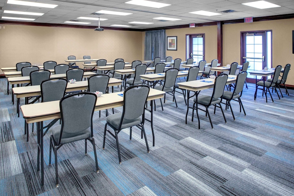 Hyatt House Boston/Burlington 61/72