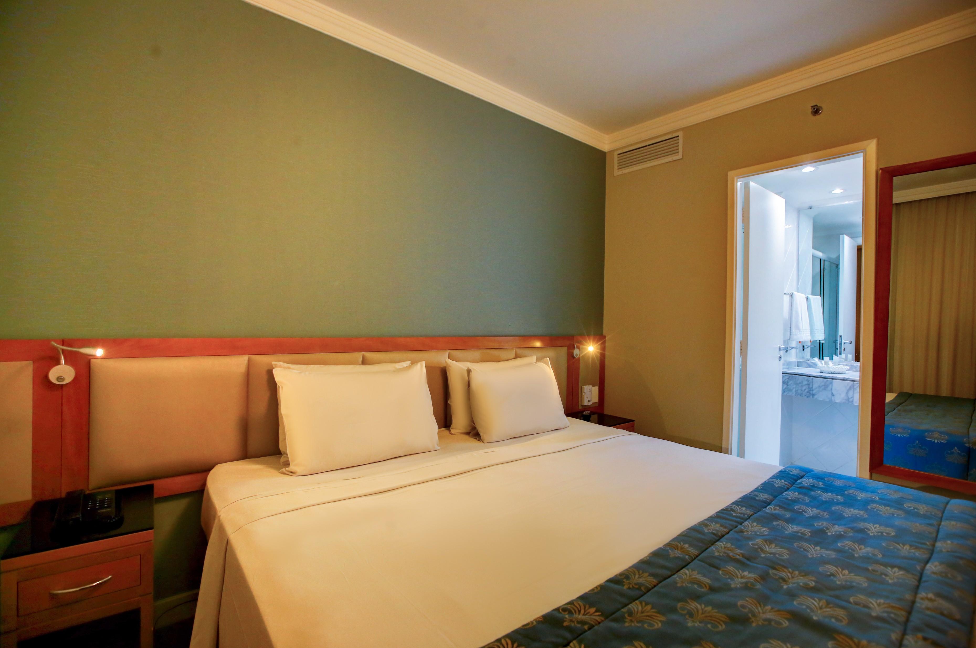 Luxury, Suite