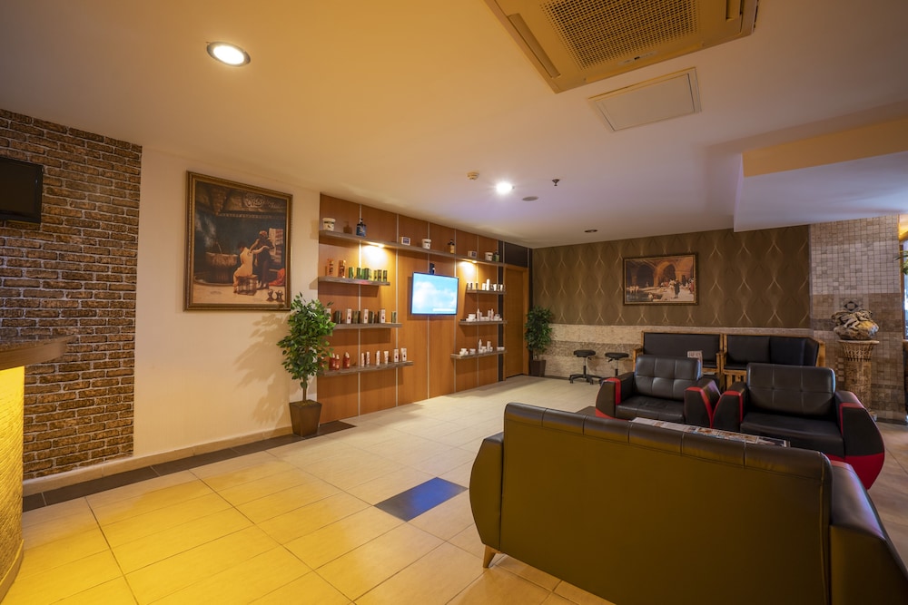 Cenger Beach Resort & Spa 34/50