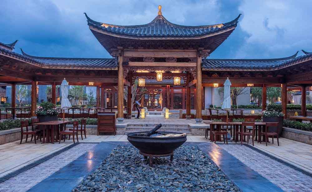 Jinmao Purelax Lijiang, The Unbound Collection By Hyatt 6/70