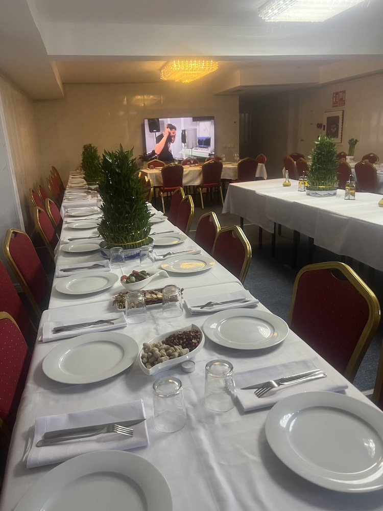 Hotel Aviacion 46/53