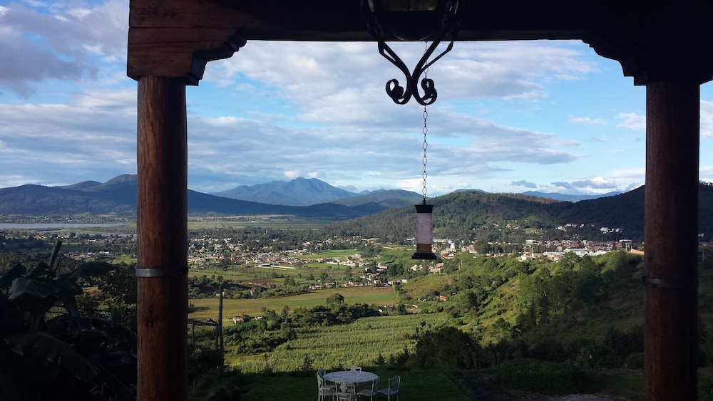 Eco Hotel Ixhi 60/74