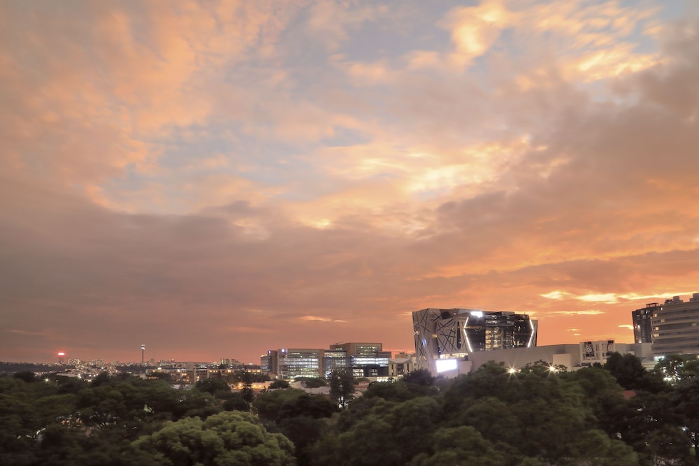 Hyatt House Johannesburg Rosebank 60/65