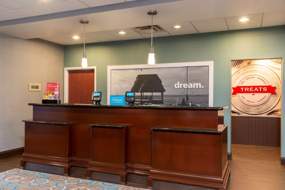 Hampton Inn And Suites Fort Myers Colonial Blvd 6/42
