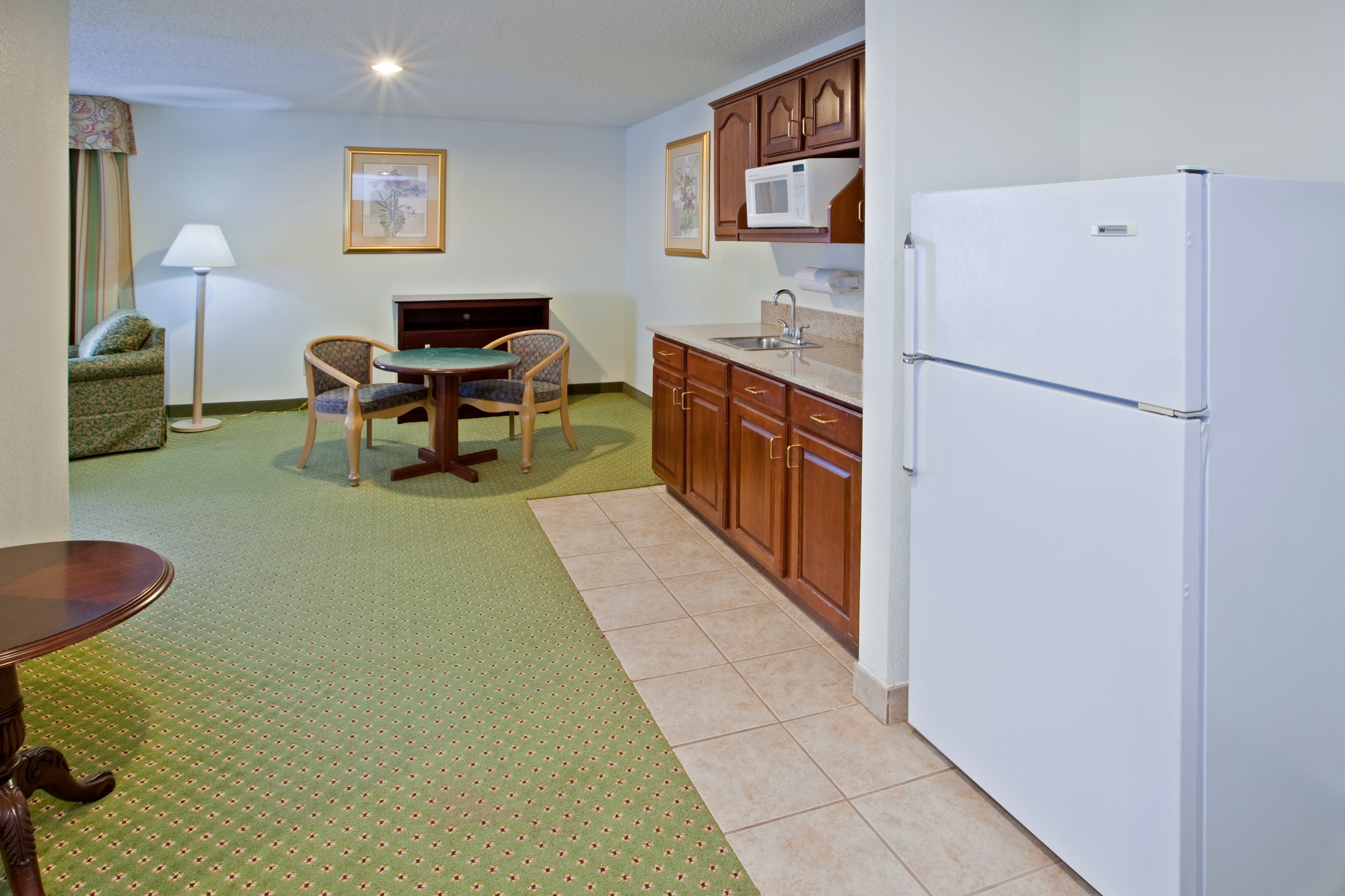 Holiday Inn Express Washington 37/45