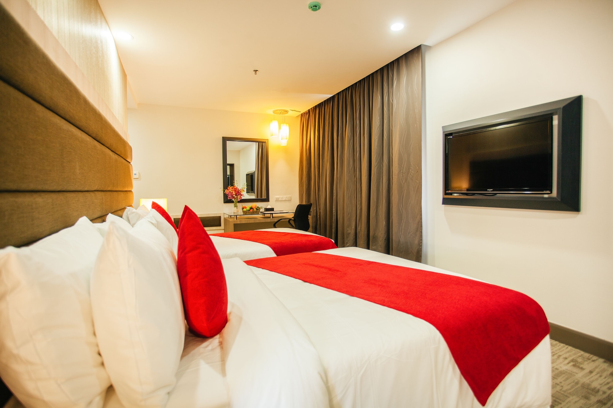 PREMIER, TWIN BEDS