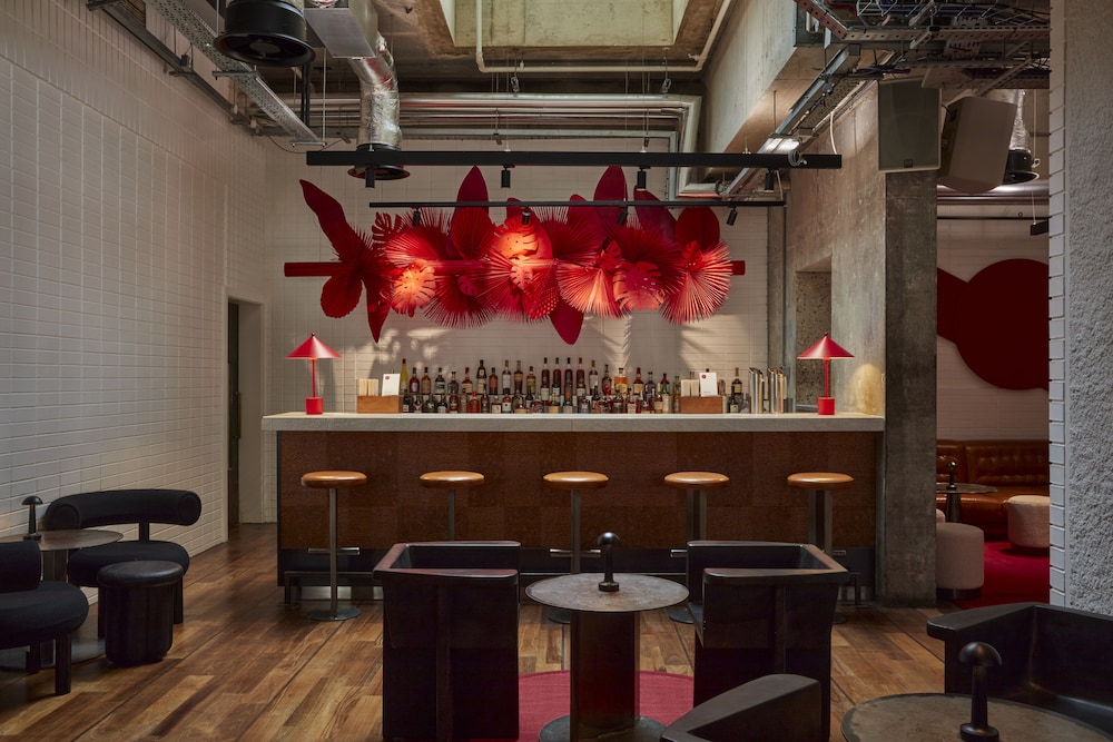One Hundred Shoreditch 57/72