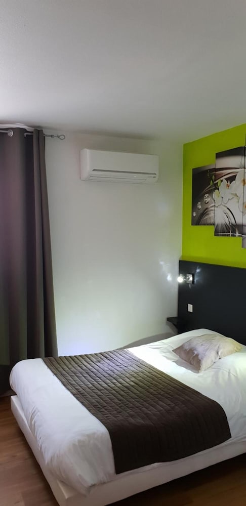 L'Hotel Le Marais Romilly Sur Seine Centre 9/44