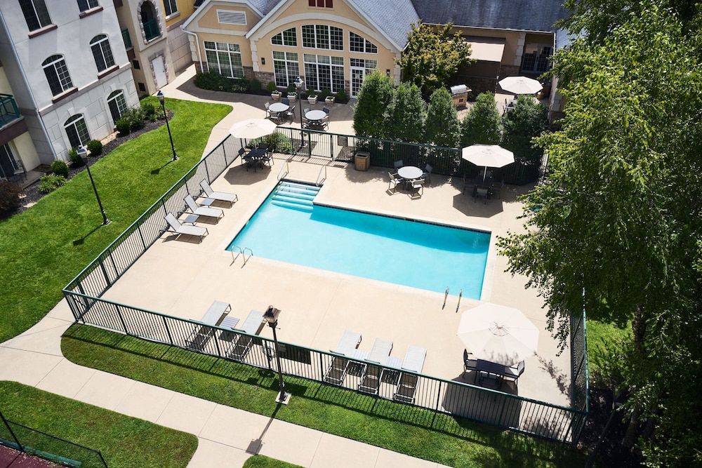 Residence Inn by Marriott Springfield 4/27