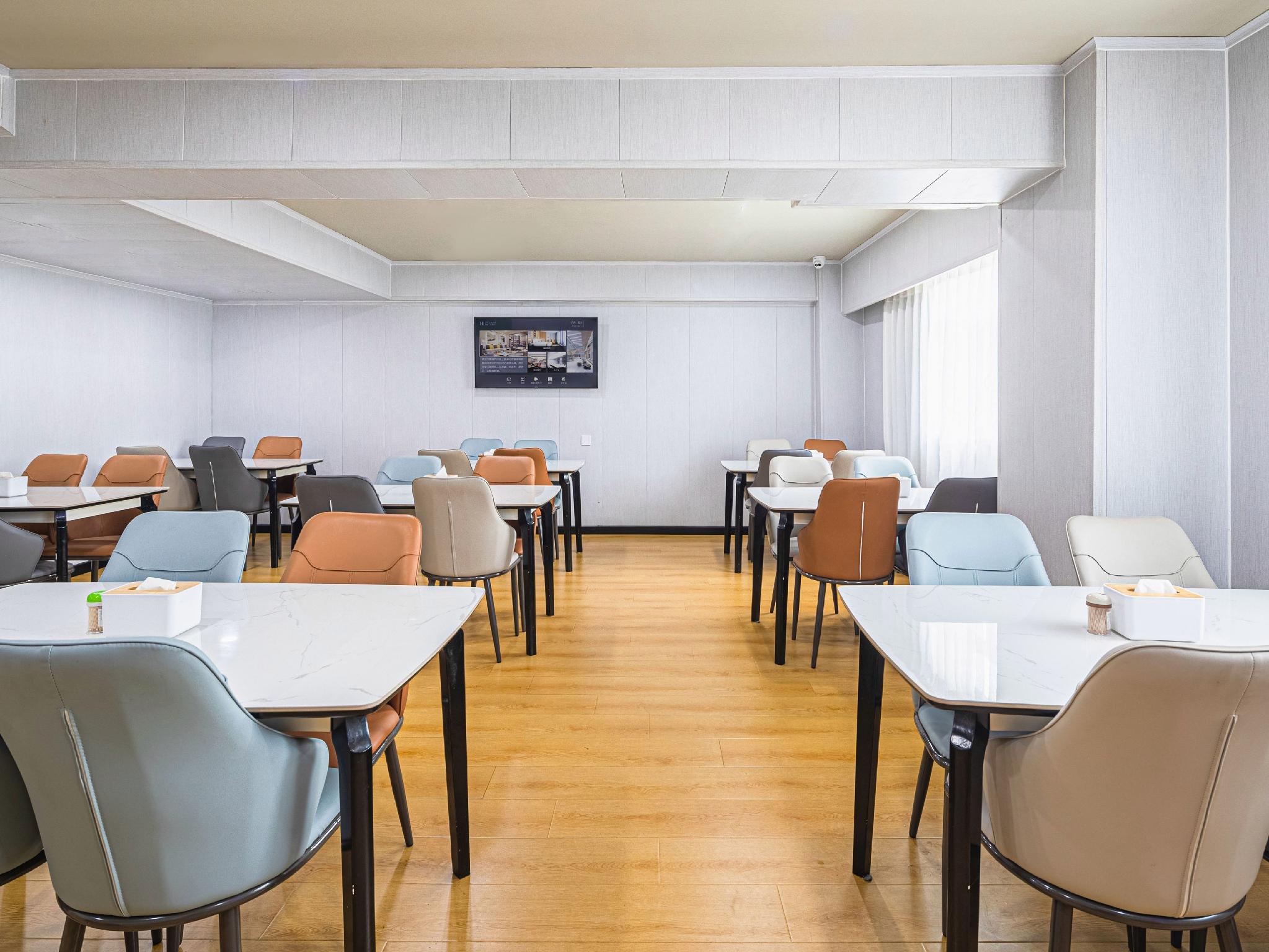 Jinjiang Inn (Weihai High-speed Railway Station Qingdao South Road) 40/50
