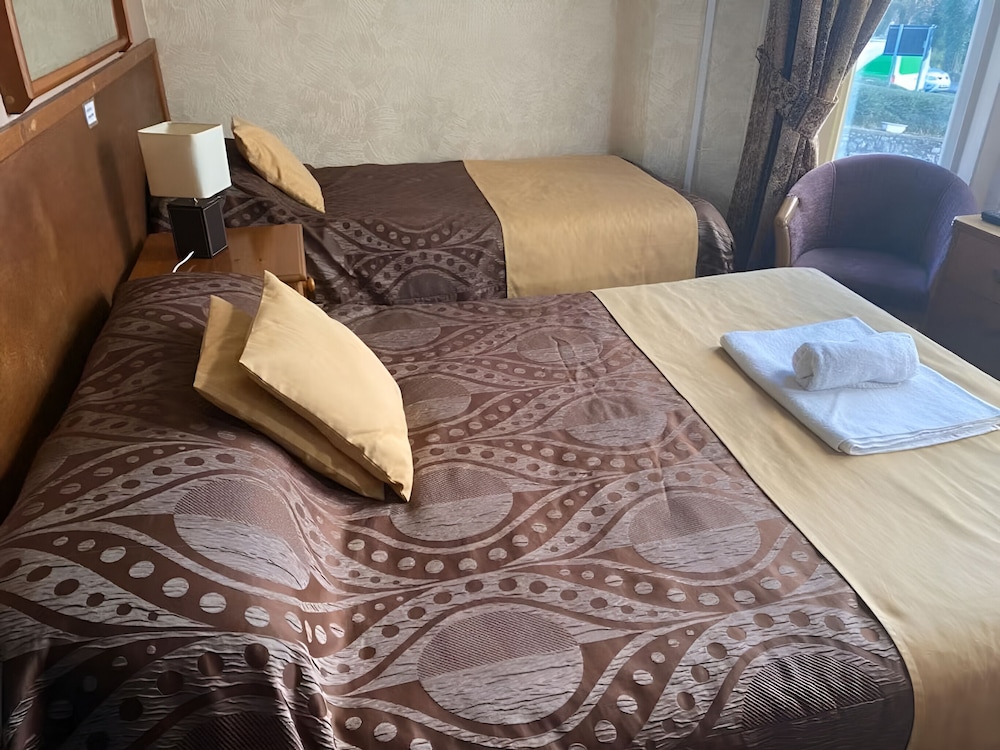 OYO Baytree Lodge 16/33