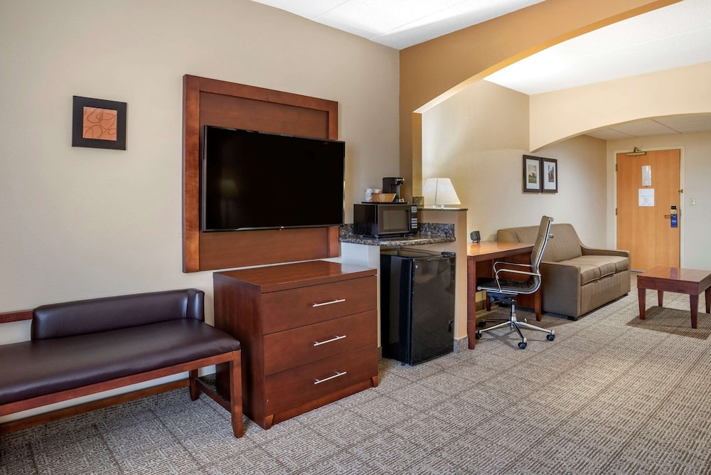 Comfort Suites Hagerstown Southeast 29/39