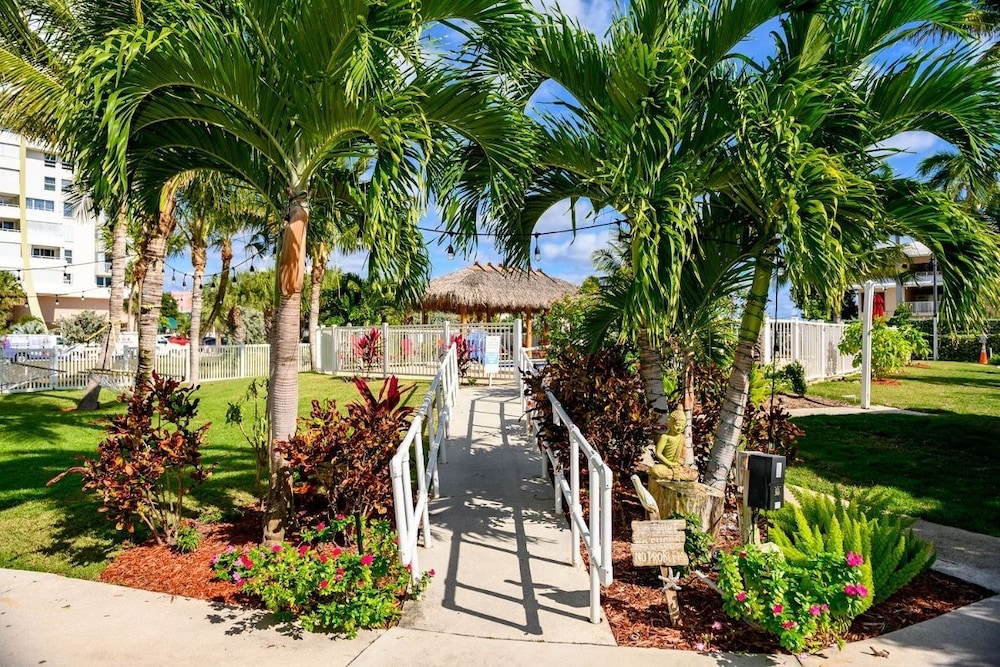 Oceans Beach Resort Suites 53/67