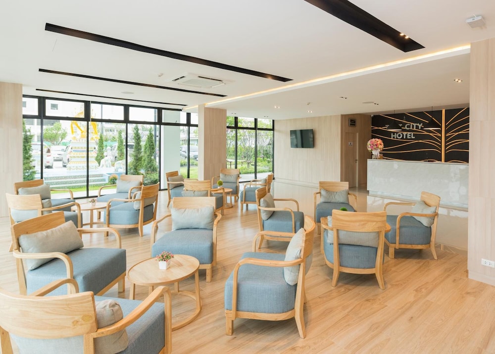 Trat City Hotel 48/56