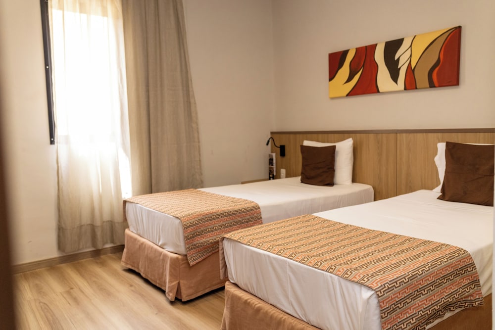 Class Hotel 23/69