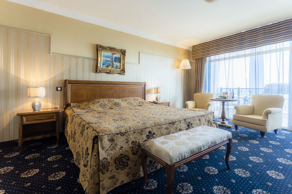 Palace-Marina Dinevi Hotel 12/44