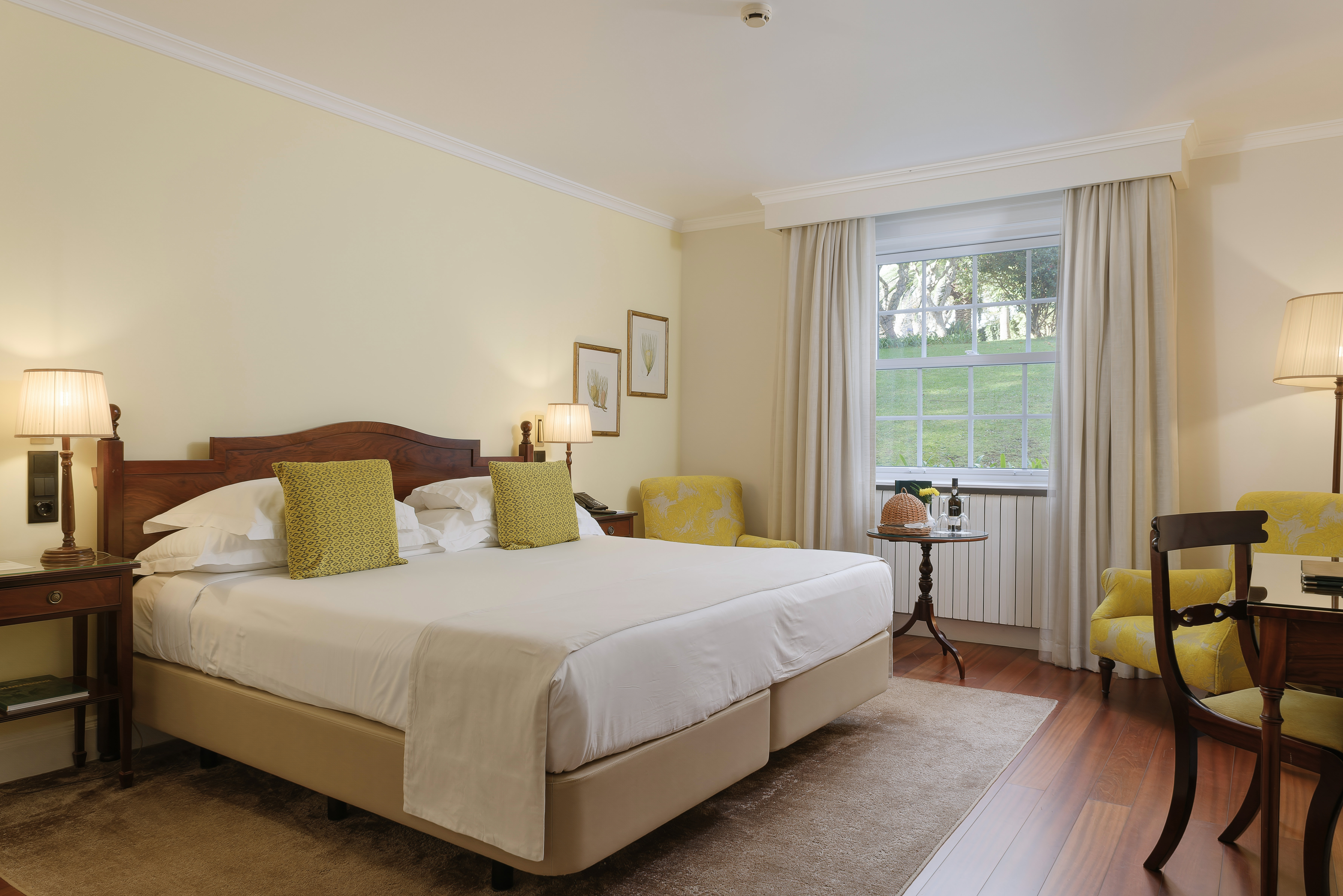 Room, Double Bed, Garden Wing