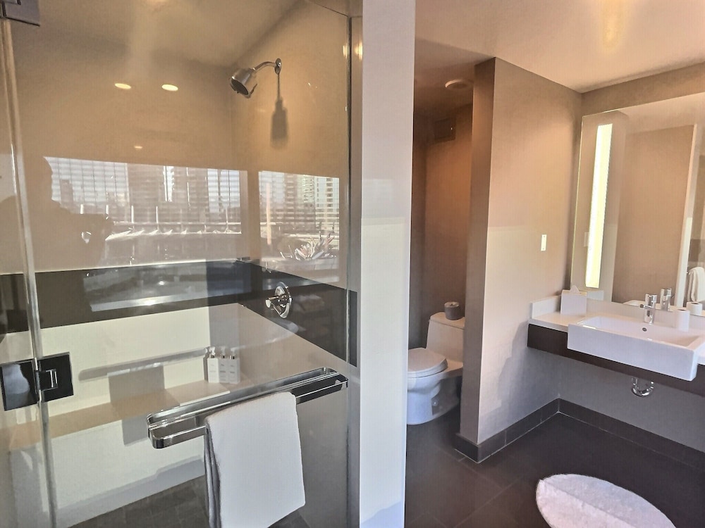 Jet Luxury At The Vdara Condo Hotel 62/70