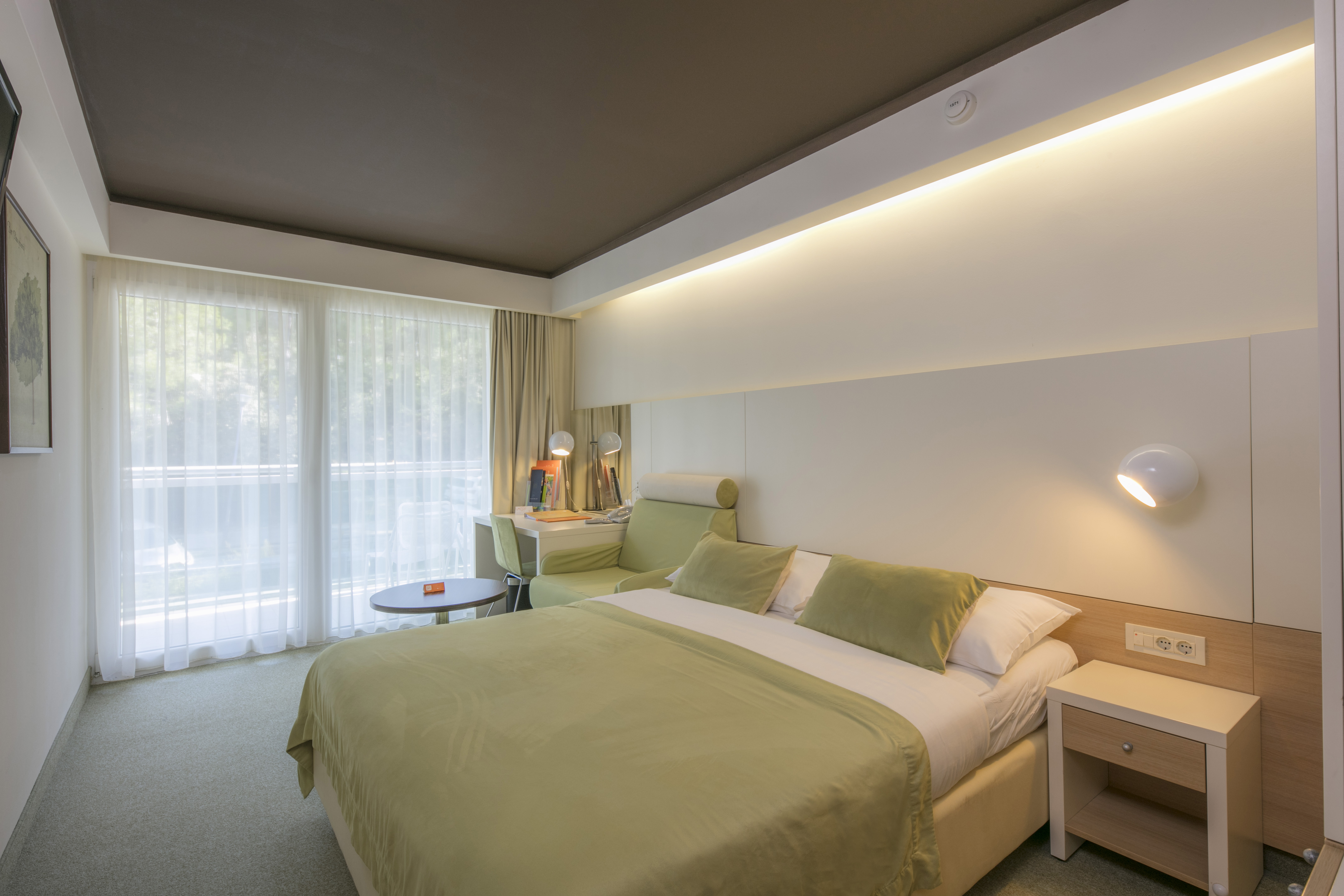 Standard, French Bed, Park Side