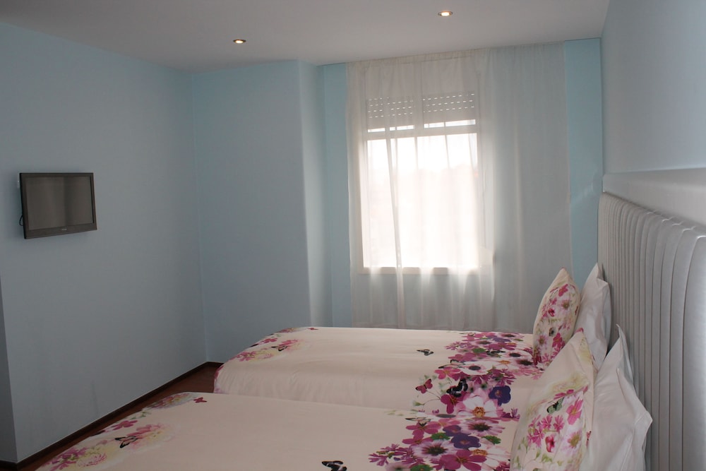 Grande Oceano Guest House 12/48
