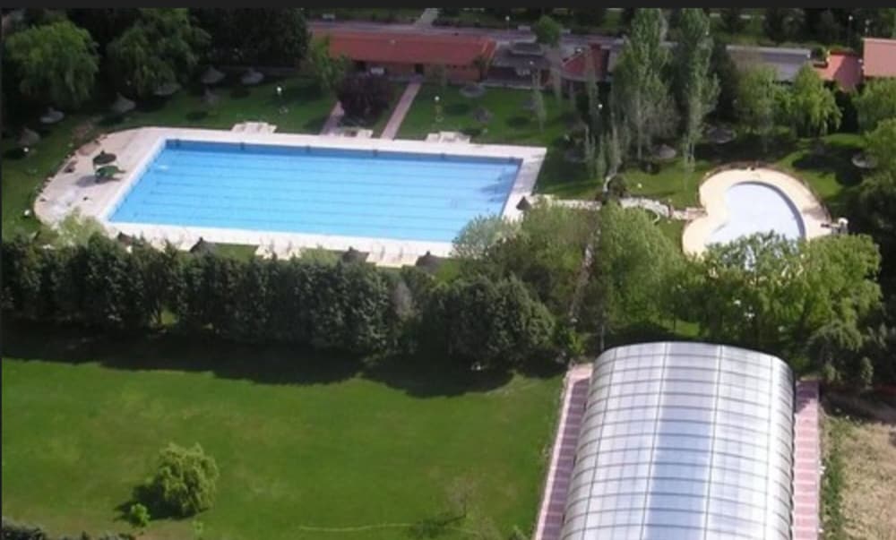 Infanta Isabel Hotel 4/64