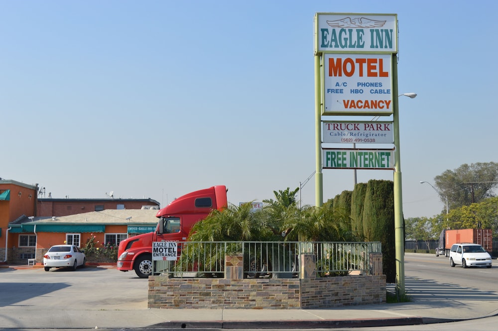 Eagle Inn Motel 30/35