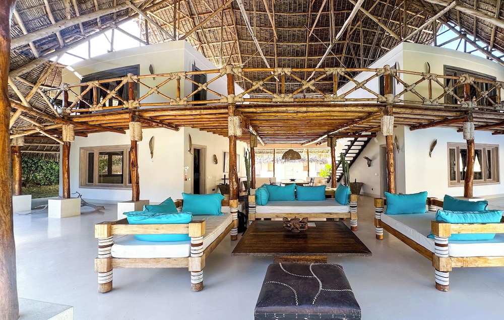 Leopard Point Luxury Beach Resort & Spa 10/52