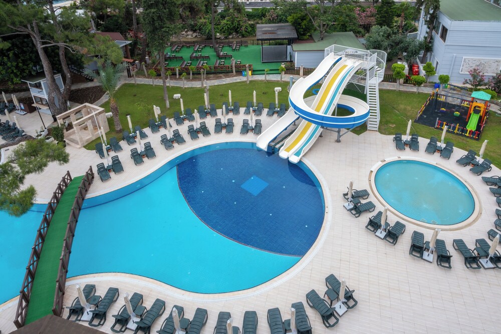 Fore Resort & Spa 49/57