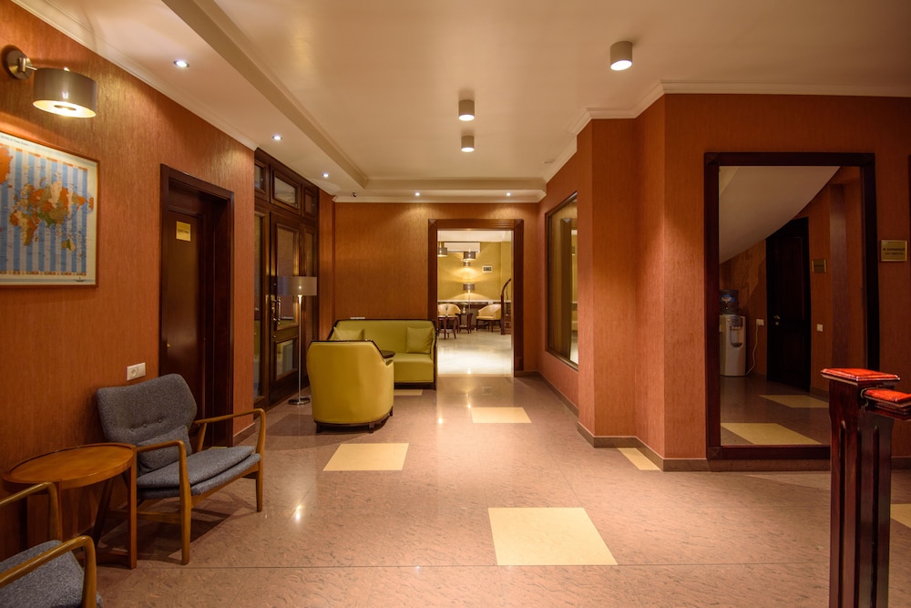 KMM Hotel Tbilisi 8/65