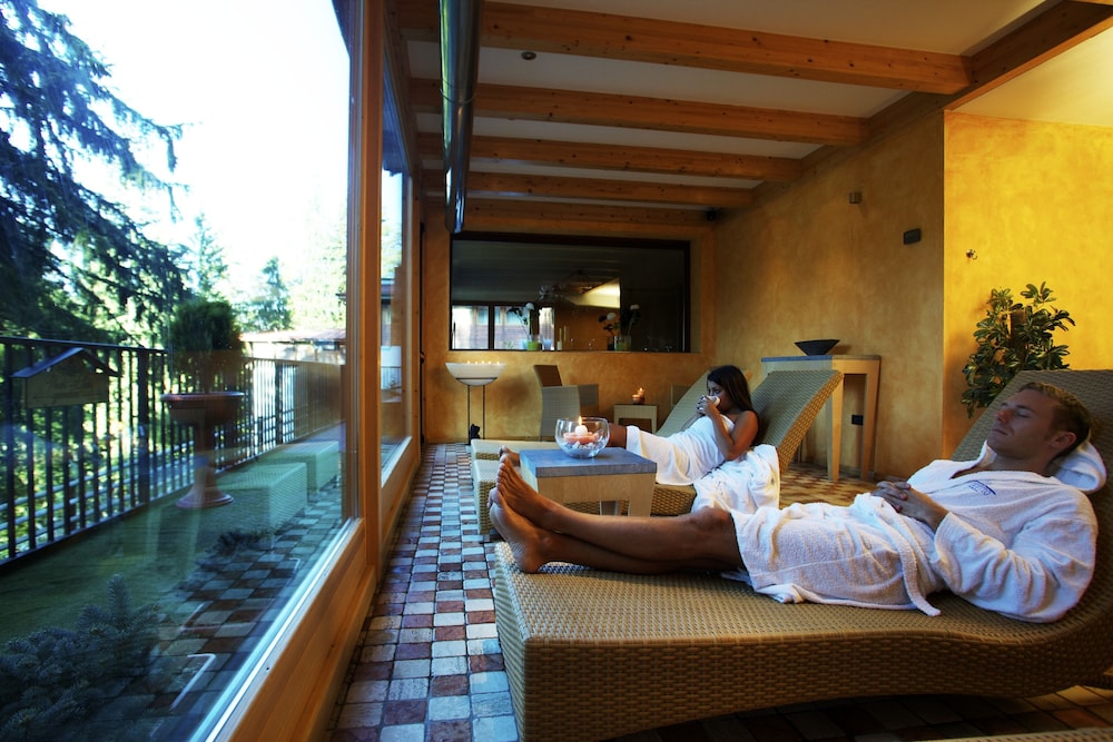 HOTEL CAMINETTO 25/67