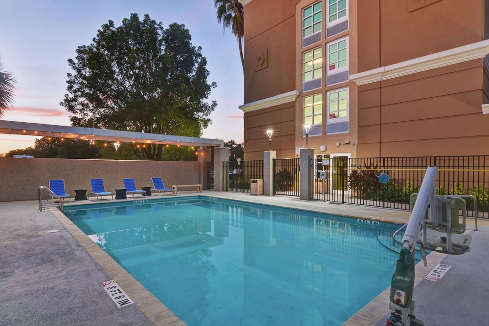 Home2 Suites By Hilton Miramar Ft Lauderdale 1/53