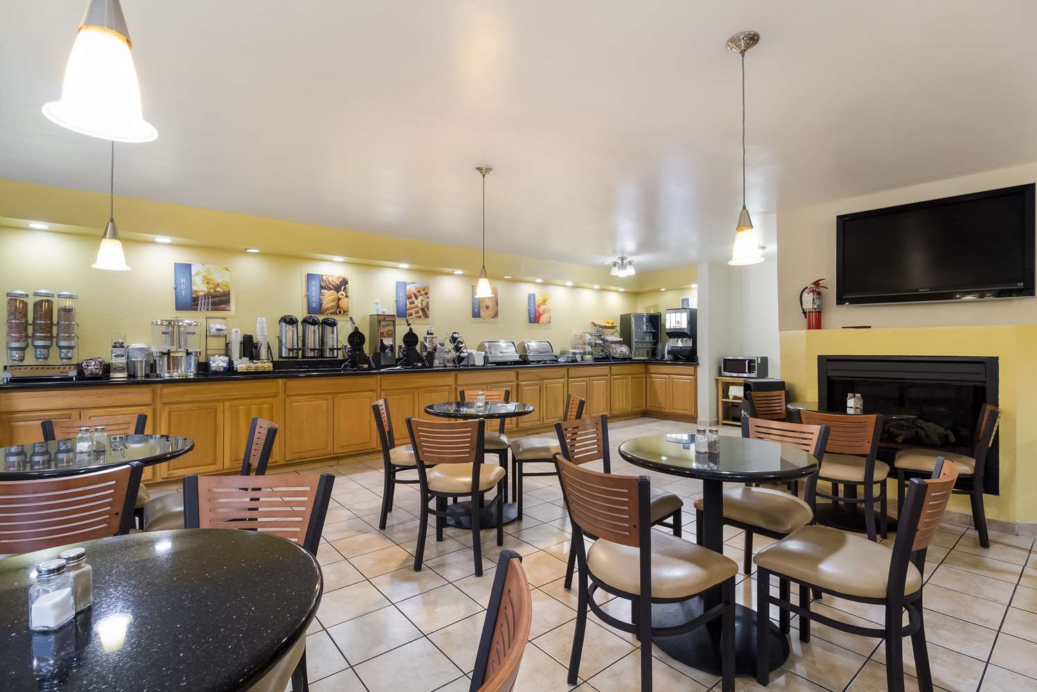 Best Western Braddock Inn 26/35