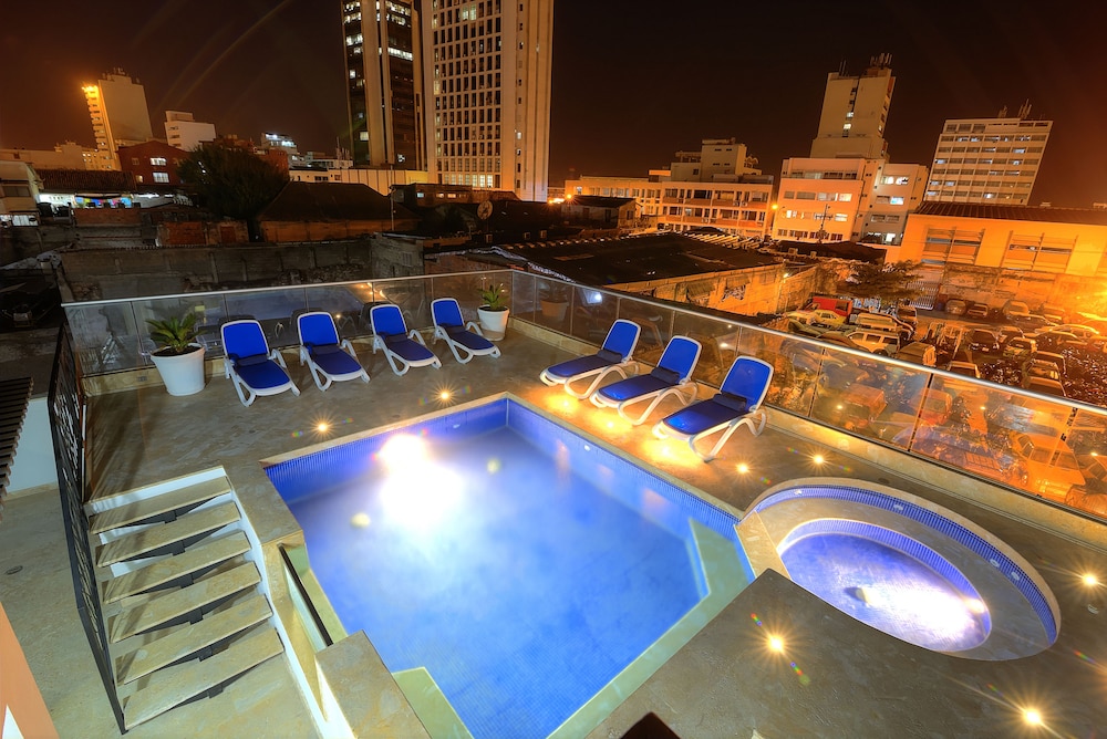 swimming pool spa