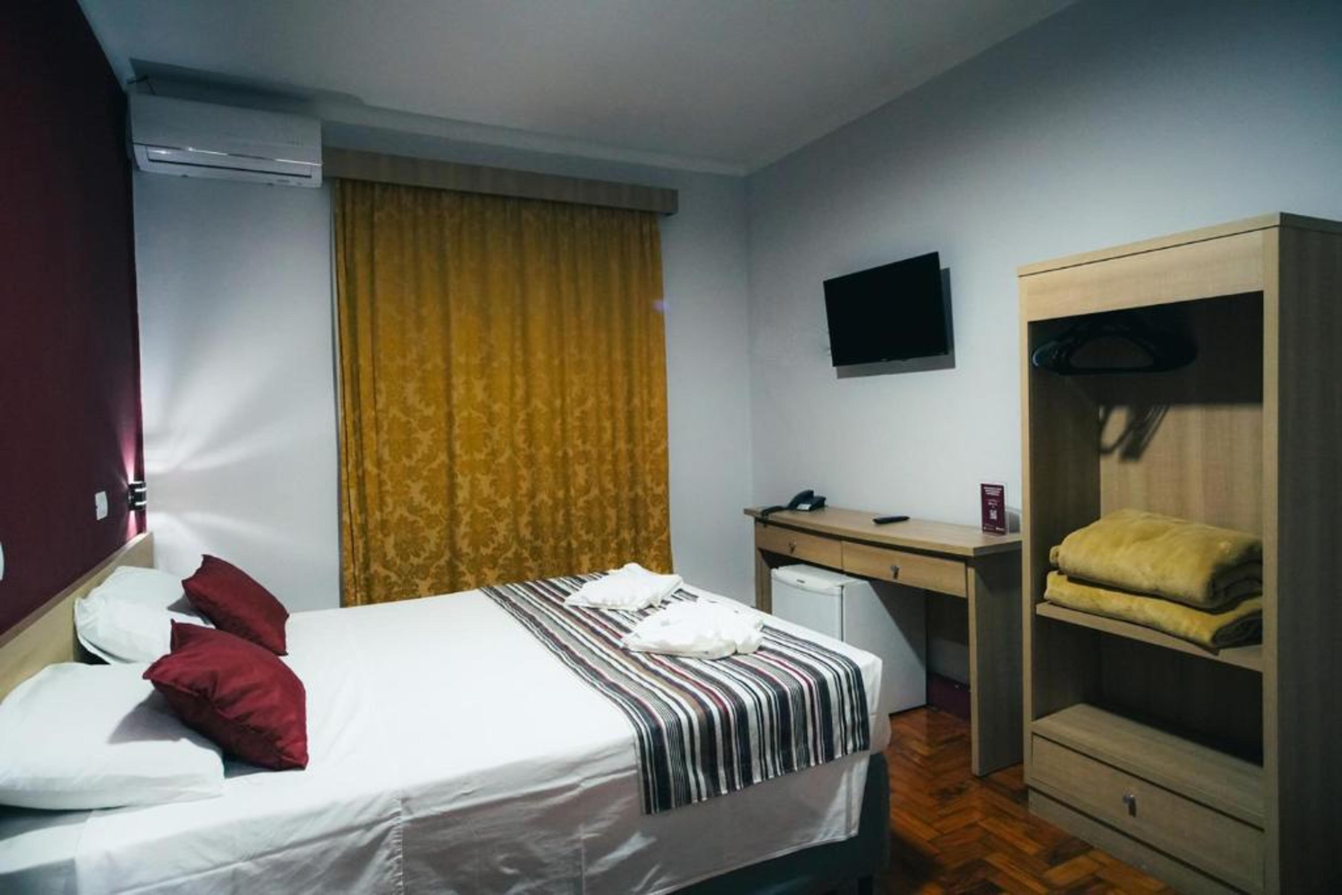 Executive, Double Bed, Partial View