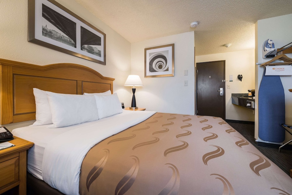 Room, King Bed, Accessible