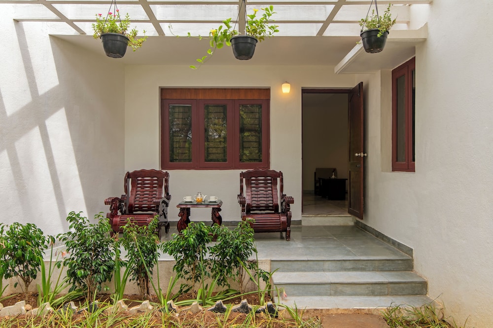 Sterling Arunai Anantha Tiruvannamalai 5/60