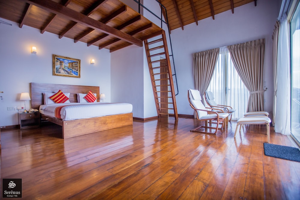 Serenus Boutique Villa 46/64