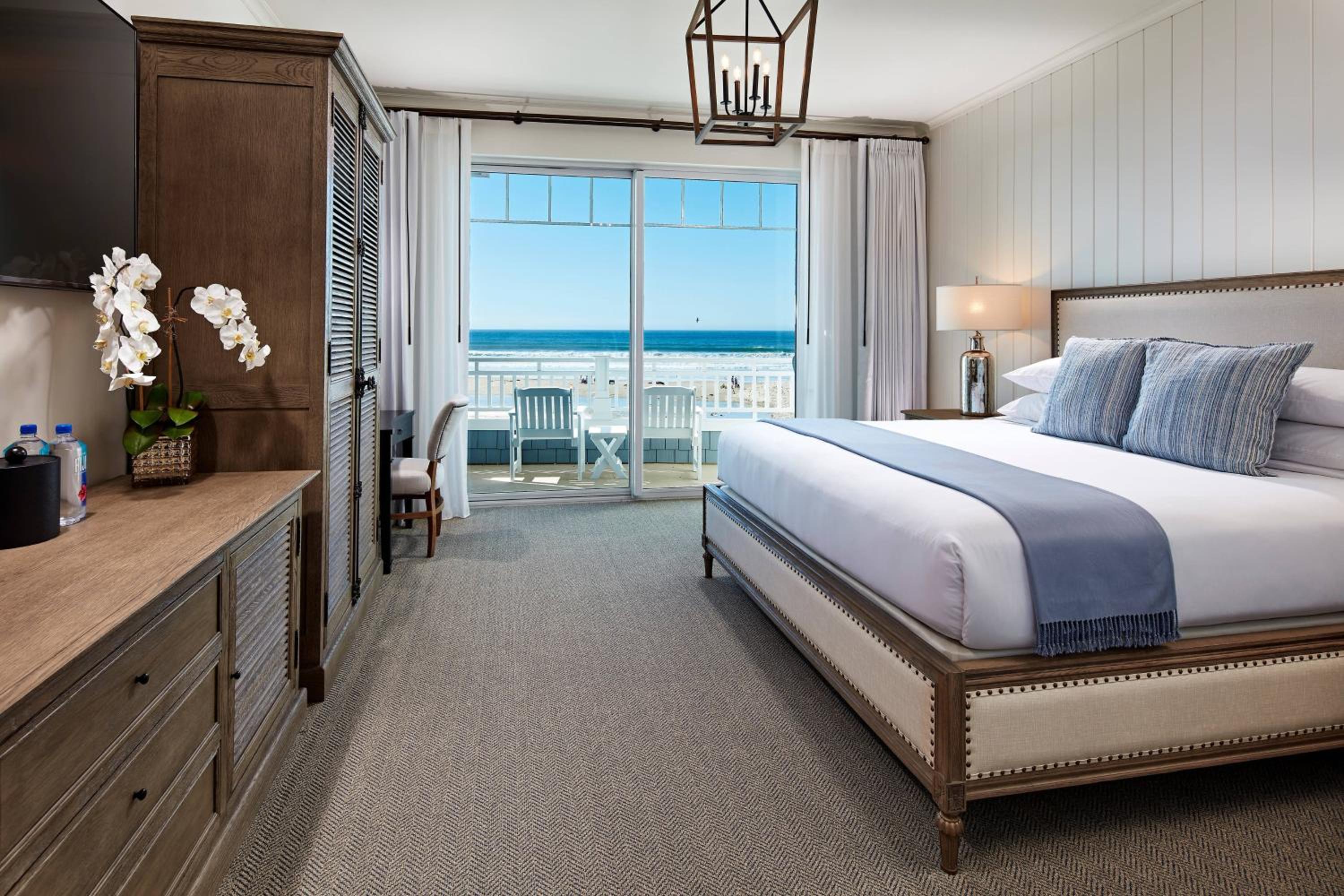 Guest Room, King Bed, Ocean View
