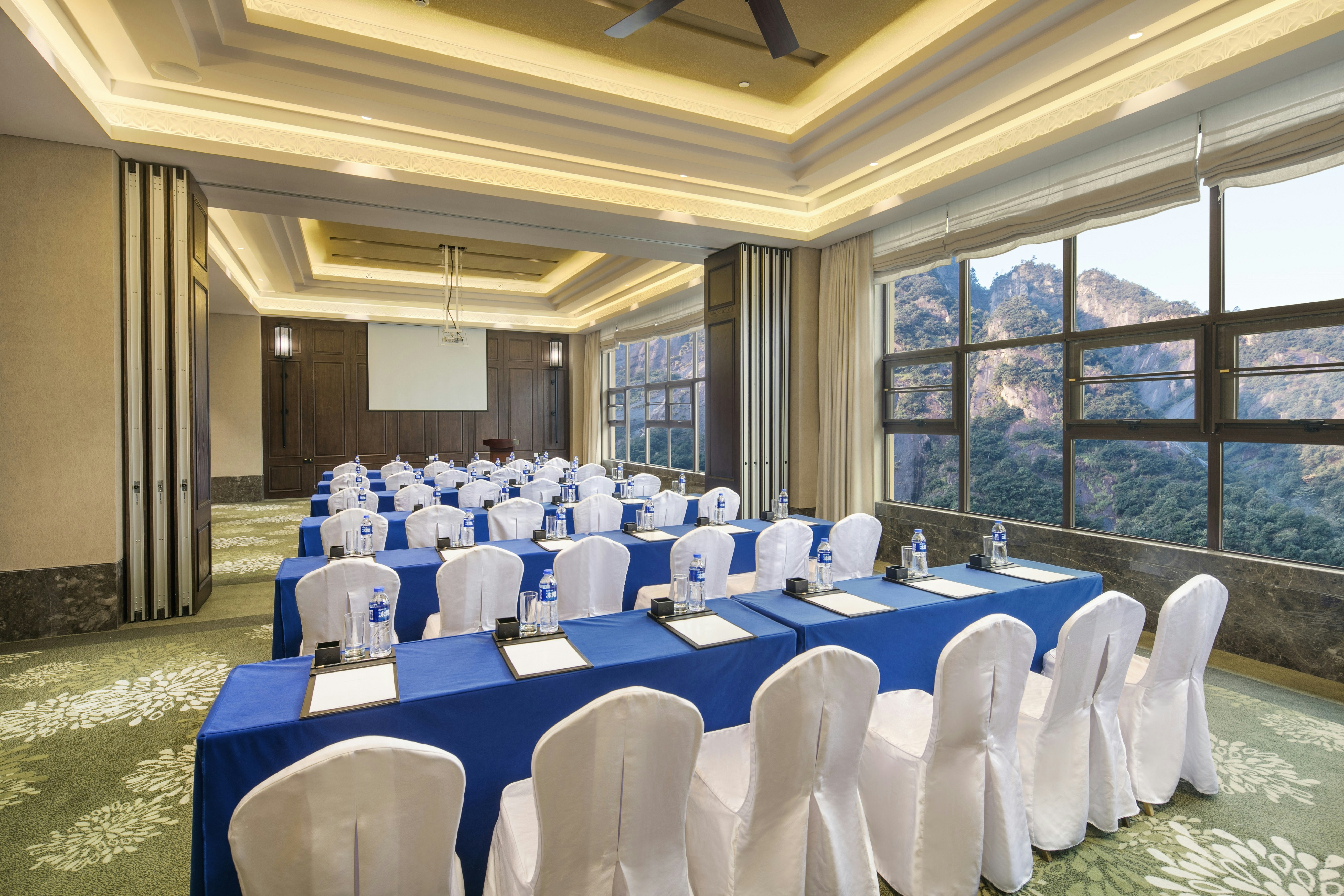 Hilton Sanqingshan Resort 56/60