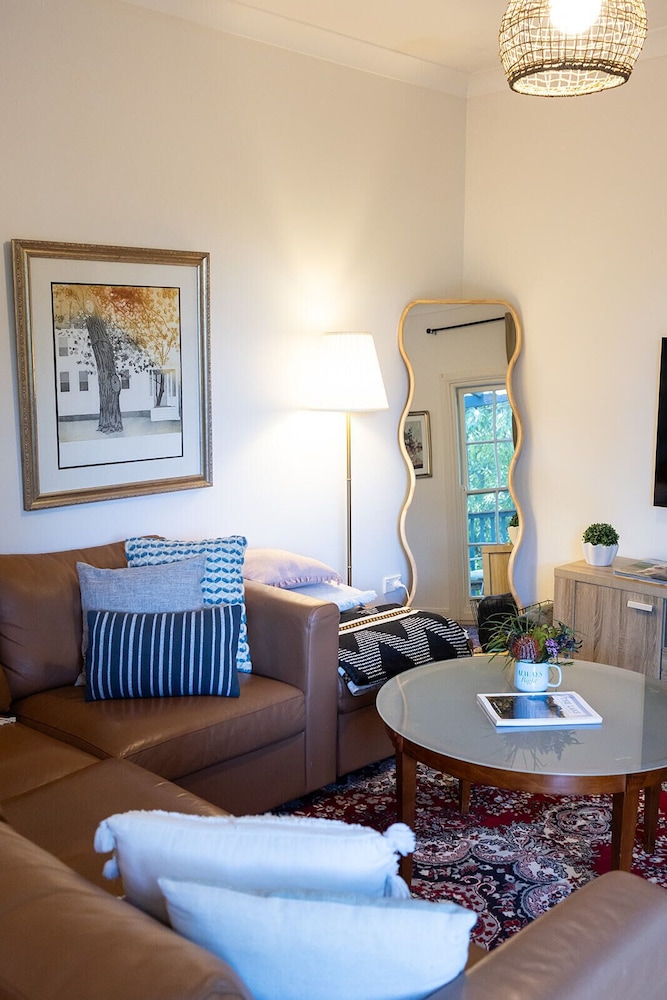 WHISPERING PINES BOUTIQUE ACCOMMODATION 36/50