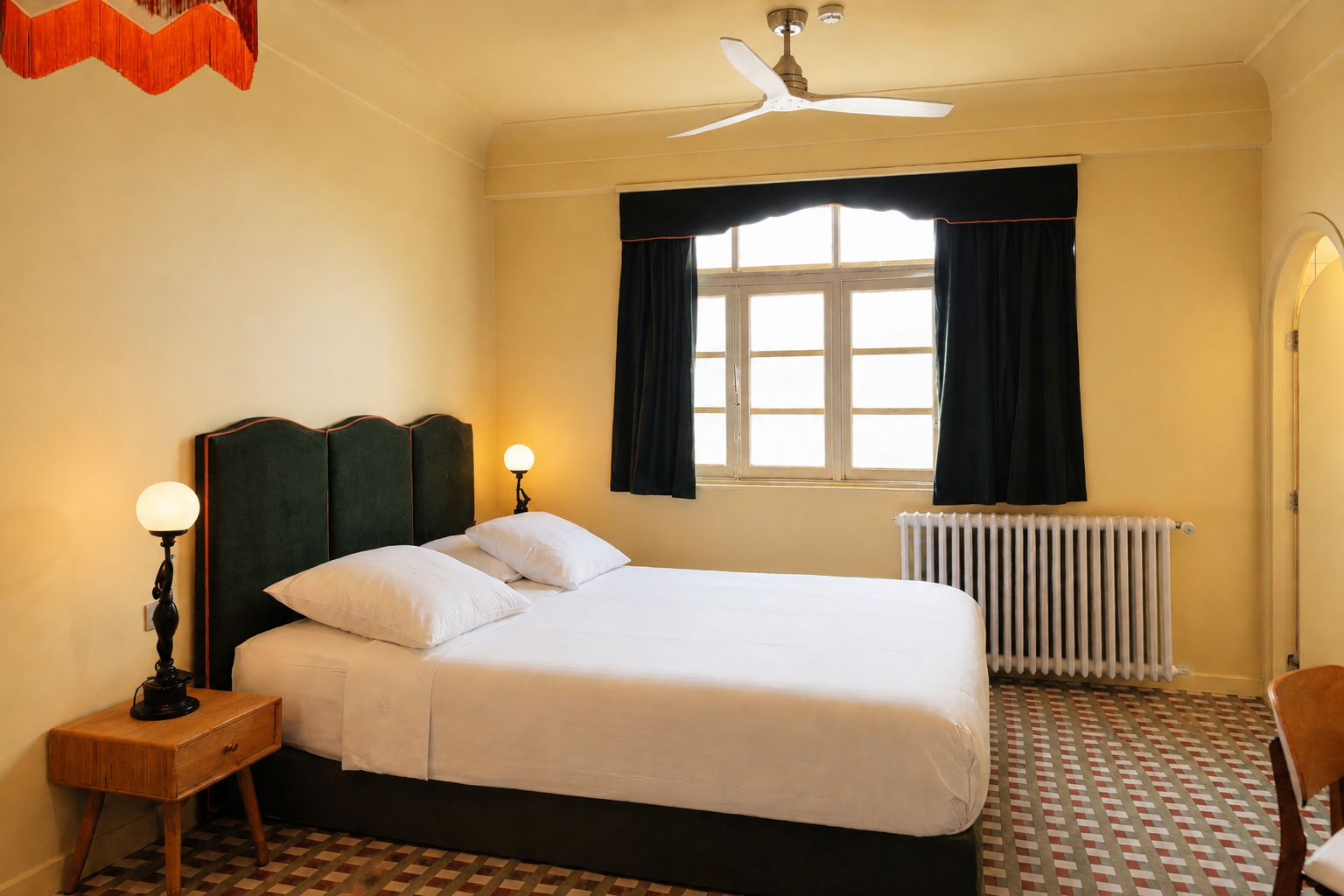 Maxi, Double Bed