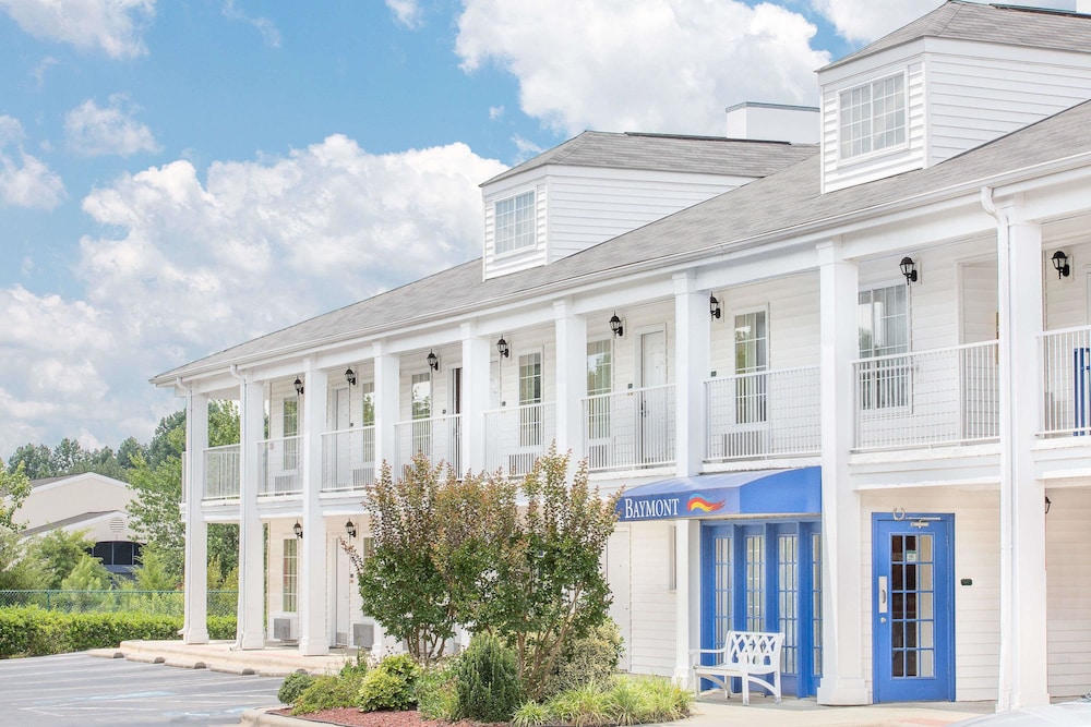 Baymont By Wyndham Roanoke Rapids 1/24