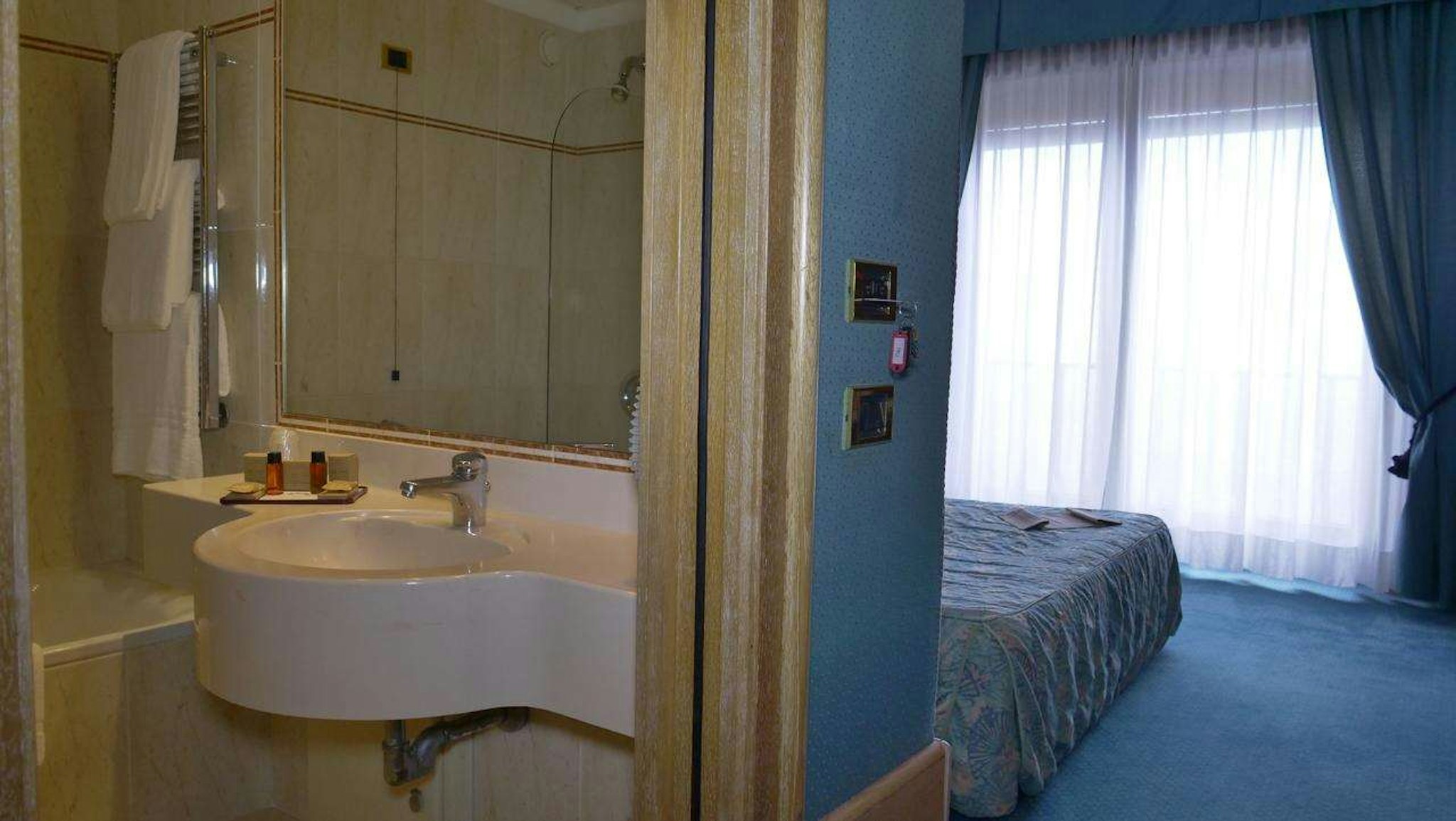 Hotel 501 45/46